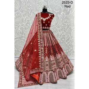 Collections de velours de vêtements de mariée indiens pour la mariée avec le travail de Zarkhan par Fabzone - Product Image 3