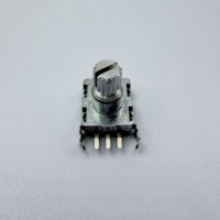 Fabrika Toptan Satış Favor Union Incremental F11E Serisi 11mm Metal D Ekseni Darbe Enkoderi PC Pin Takılabilir Dikey Araç 1.5V-3.5V