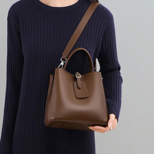 Premium <b>Leathers</b> New Arrival High Quality Women Fashion <b>Leather</b> <b>Bag</b> Casual Wear Comfortable Fashion <b>Leathers</b> Handbags <b>Ladies</b> - Product Image 4