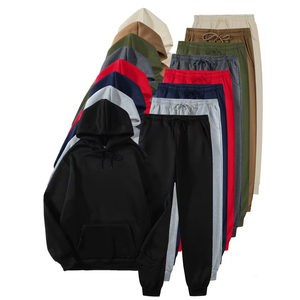Ensemble survêtement homme tendance avec logo brodé et embossé personnalisé, sweat à capuche et pantalon de jogging à manches longues - Product Image 1