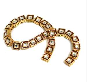 Conector Ovalado de Aleación Chapado en Oro de 18K con Cristales Golden Meena Kaari, Tamaño 11x13mm, Componentes para Joyería y Collares, Venta al por Mayor - Product Image 2