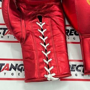 ถุงมือชกมวยพรีเมียมแบบผูกเชือก ไม่มีมวยไม่ใช่ชีวิต  โลโก้สั่งทำได้ สำหรับฝึกซ้อมมืออาชีพ  ถุงมือสำหรับการฝึกซ้อมและการต่อสู้ในโรงยิมมวย  ถุงมือ MMA - Product Image 5