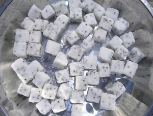 Premium Quality IQF Frozen Red Dragon Fruit <b>Dices</b> For Export High Nutrient Natural Pitaya Chunks Bulk Supply - Product Image 3