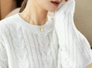 เสื้อสเวตเตอร์ไหมพรมถักสำหรับผู้หญิง ฟรีไซส์ แขนยาว คอกลม สินค้ามาใหม่ โปรโมชั่น สไตล์ลำลอง มีดีเทลด้านหน้า - Product Image 1