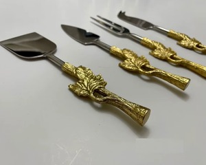 Juego de cuchillos para queso de metal con mango de hoja de oro vintage, 4 piezas, cubiertos para fiesta, cubiertos personalizables, cubiertos de lujo asequibles - Product Image 5