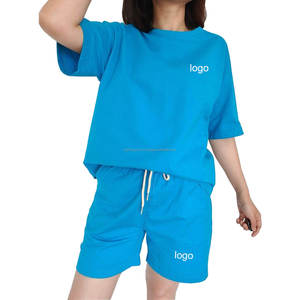 Nuevo diseño logotipo personalizado Primavera Verano liso cuello redondo Loungewear ropa de mujer conjunto de pantalones cortos de dos piezas conjunto de pantalones cortos de motorista - Product Image 5