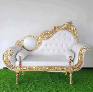 Canapé de mariage orné de sculptures dorées, avec revêtement texturé bicolore et coussins latéraux assortis, disponible à prix de gros. - Product Image 6