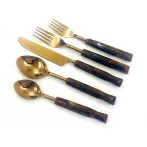 Ensemble de couverts en acier inoxydable à prix de gros avec manche en résine multicolore, matériau alimentaire sûr, 5 pièces, vaisselle de table - Product Image 5