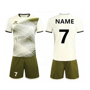 Vêtements de sport confortables pour hommes, uniforme de football 100% polyester, uniforme de football sur mesure pour hommes - Product Image 6