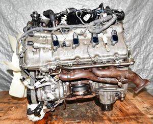 ฝาครอบวาล์วสีแดง5.7L 3UR-FE ใหม่ V6 5.7L ไอดีสีดำ3UR VVTI น้ำมันเบนซิน3UR-FE ใช้ - Product Image 1