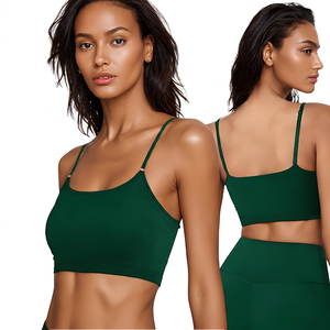 Soutien-gorge de sport pour femme à bretelles, maintien moyen, noir uni, haut de yoga - Product Image 5