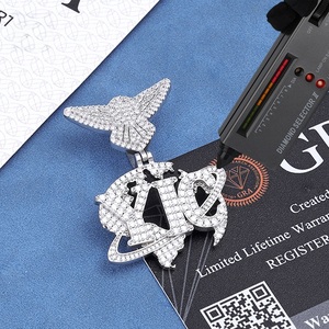 Pendentif Lettre Ange en Argent 925 et Moissanite pour Homme, Collier Personnalisé Givré, Bijou de Luxe, Cadeau pour Homme - Product Image 2