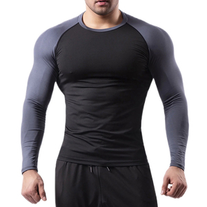 Chemise de compression à manches raglan slim fit pour homme, noir gris, manches longues, séchage rapide, sportive, col rond, tricotée en polyester - Product Image 4