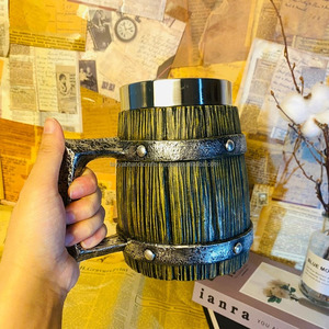 Mug en bois personnalisé avec poignée en bois, style classique, aspect vintage, fait à la main, cadeau d'affaires - Product Image 3