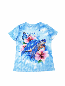 เสื้อยืดผู้หญิงสีฟ้าอ่อน ลายเต่าสีน้ำเงินและดอกชบา ดีไซน์ลายพิมพ์ชายหาดเขตร้อน สำหรับใส่ลำลอง คอกลม เสื้อฤดูร้อนลำลอง ลายดอกไม้ - Product Image 5