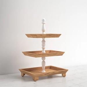 Soporte Redondo de Madera de 4 Niveles para Cupcakes, Bandeja Escalonada Rústica de Nogal Oscuro para Exhibición de Postres en Bodas y Fiestas, Sostenible - Product Image 6