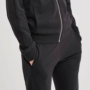 Servicio OEM, MOQ Bajo, Chándal de Invierno para Mujer con Capucha, Diseño de Logotipo Personalizado de Alta Calidad, 100% Algodón, Precio Económico al por Mayor - Product Image 5