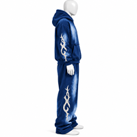 Ensemble de survêtement streetwear avec broderie de logo personnalisé, comprenant un sweat à capuche imprimé effet délavé et un pantalon évasé, fermeture éclair, en vente