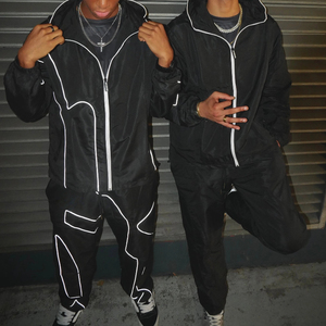 Custom Nylon Polyester <b>Reflective</b> Stripe Oversized Plain Casual Baggy Running Zipper Windbreaker Men Tracksuit Streetwear - Product Image 1