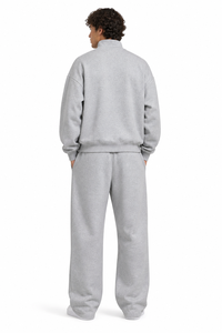 Sudadera con capucha gris personalizada con estampado DTG, oversize, de corte holgado, con cremallera de un cuarto, cuello alto tipo embudo, y joggers de forro polar de 450GSM, al por mayor - Product Image 5