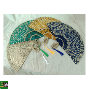 Éventail en jonc de mer naturel, artisanat en jonc de mer pour décoration de fête, mariage, maison, cadeau, décoration murale, style rustique fait main du Vietnam - Product Image 1