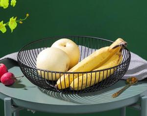 Corbeille à fruits de style nordique en fil métallique noir mat, motif géométrique à rayons radiaux, centre de table - Product Image 4