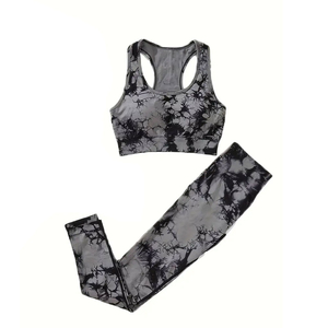 2026 Custom Design Eco-Friendly <b>Women's</b> Yoga Sets Breathable Solid Pattern Gym Wear Elastic Waist Closure Seamless Fitness wear - Product Image 1