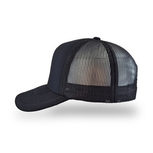 Casquette de baseball Siyansons Industries personnalisée en mousse noire unie, avec dos en maille respirant et imperméable, casquette snapback vierge 100% - Product Image 4