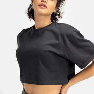 Top corto moderno, ligero, perfecto para mujeres modernas, ideal para entrenamientos o conjuntos casuales con estilo. - Product Image 1
