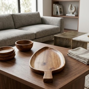 Plato de madera con forma de hoja y asa, perfecto para ensaladas, frutas, aperitivos, elegante plato de madera natural para servir en el hogar o en cafeterías. - Product Image 5