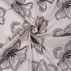 Tela Bordada Floral Ligera y Transpirable de Primera Calidad para Vestidos y Blusas de Mujer, Niña y Niño, 120 GSM, Precio al por Mayor - Product Image 3