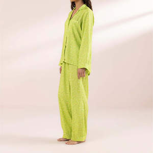 Ensemble de pyjama en soie tricotée 100 % pour femme, 2 pièces, de haute qualité, personnalisé, pour l'hiver, respirant, séchage rapide, longueur intégrale, OEM - Product Image 5