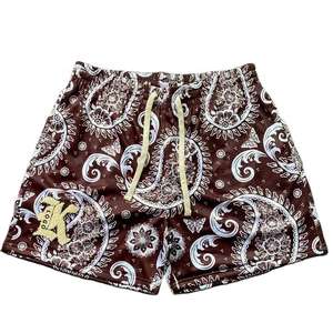 Shorts de sport en maille personnalisés avec logo, impression par sublimation, style tendance, polyester, pour le basketball, la gym et la course à pied, shorts décontractés pour hommes - Product Image 5