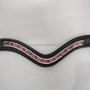 Bande de front en cuir de cheval de cristaux roses de concepteur de 3 rangées pour la bride dans la pleine épi au-dessus des tailles - Product Image 1