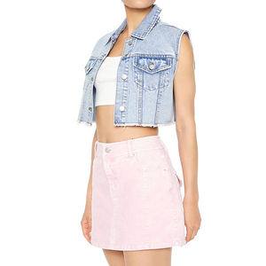 เสื้อแจ็คเก็ตยีนส์ผู้หญิงดีไซน์ใหม่ขายส่ง สตรีทแวร์ ผ้าฝ้าย 100% ยืดได้ ล้างสีแบบแอซิด แจ็คเก็ตครอปท็อป เสื้อแจ็คเก็ตแขนกุดผู้หญิง - Product Image 3