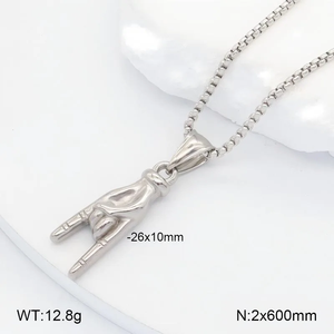 Pendentif animal classique pour Noël en acier inoxydable 304 avec finition plaquée or 18 carats et chaîne à maillons - Product Image 4