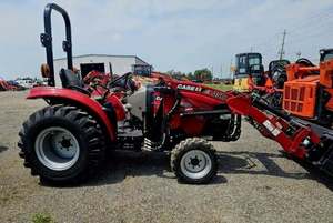 Tracteur compact Case IH FARMALL 35C d'occasion 2017 à vendre - Product Image 6