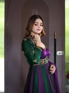 Purple Green Embroidered 2-Piece <b>Women's</b> Abaya Set V-neck Loose Fit <b>Velvet</b> Long Sleeve Dress with Belt Muslim All Seasons - Product Image 4