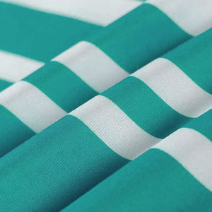 Tenue de cheerleading athlétique moderne en tissu doux et respirant, design personnalisé, couleurs vives - Product Image 5