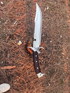 Cuchillo de Caza de Acero al Carbono con Hoja Serrada de Punta Caída y Mango de Madera, Herramienta de Supervivencia para Exteriores - Product Image 6