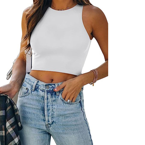 Top corto ajustado de punto acanalado con cuello alto y sin mangas para mujer - Product Image 1
