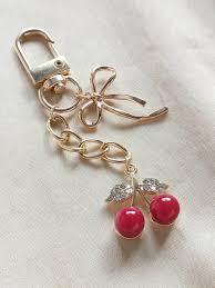 พวงกุญแจรูปผลเชอร์รี่สำหรับกระเป๋า กุญแจ และเครื่องประดับ - Product Image 5
