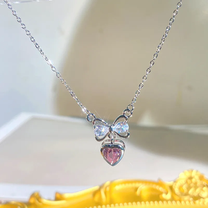 สร้อยคอรูปหัวใจสำหรับผู้หญิง ทำจากสแตนเลส 304 ชุบ K สีขาว ความหนา 0.03µm ประดับด้วยเพทายบนสายเคเบิล - Product Image 5