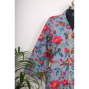 เสื้อคลุมกิโมโนสไตล์โบฮีเมียนสำหรับผู้หญิงอินเดีย ความยาวปานกลาง ผ้าฝ้ายอย่างดี ใช้เป็นชุดนอนได้ มีสายผูกตกแต่งกระดุม ดีไซน์หวานๆ ทรงหลวม - Product Image 2