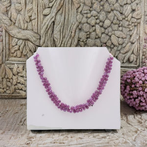 Perles rondes à facettes en saphir rose naturel, pierres précieuses lisses avec motif de goutte pour la fabrication de bijoux, bricolage - Product Image 1