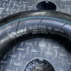 Cámara de Aire de Butilo de la Marca KUMA de la Mejor Calidad y Larga Duración, Negra, Entrega en 30 Días, para Todos los Vehículos, Vehículos de Construcción, Garantía de 12 Meses - Product Image 1