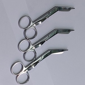 Tijeras Quirúrgicas Manuales MEDIHEAL SURGICAL CORPORATION Full Gold para Vendajes, 5.5 Pulgadas, Borde Recto, Acero Inoxidable, Curvas - Product Image 5