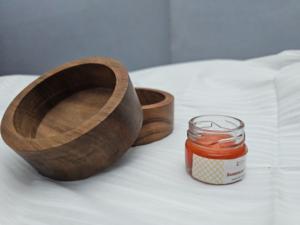 Cuenco de Madera Hecho a Mano de Primera Calidad para Velas |   Contenedor Rústico para Velas de Navidad, para Cera de Soja y Cera de Abeja - Product Image 5