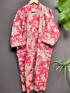 Bata Kimono de Algodón Suave y Transpirable con Estampado Digital de Dibujos Animados para Mujer, Camisón de Verano Hecho a Mano con Cuello en V y Elástico, de Naaz Textile - Product Image 2