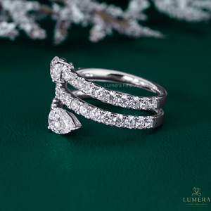 Bague en diamant exquise taille poire et taille rond, couleur D E, clarté VVS VS, sertie avec précision, design de joaillerie fine pour bagues de fiançailles personnalisées - Product Image 2